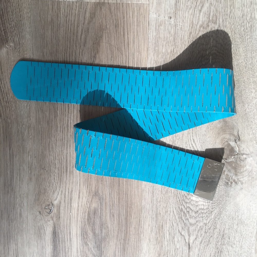 Diane von Furstenberg turquoise colored belt